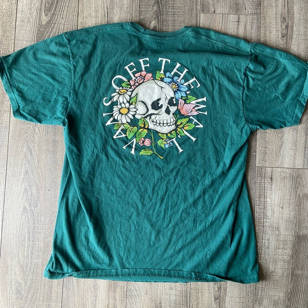 Mens XL Vans Green Graphic T-Shirt with Skull and Floral Design